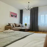 Krakowskie Przedmiescie 36 Parking Free Daire *