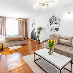 Apartment Krakowskie Przedmiescie 36 Parking Free Lublin