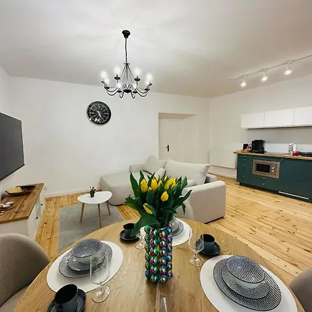 Krakowskie Przedmiescie 36 Parking Free Apartment