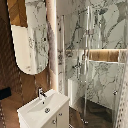 Apartment Krakowskie Przedmiescie 36 Parking Free *