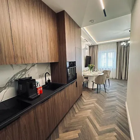 Krakowskie Przedmiescie 36 Parking Free Apartmán *