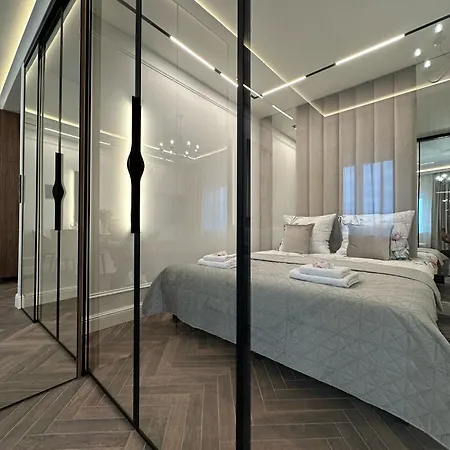 Krakowskie Przedmiescie 36 Parking Free Apartment