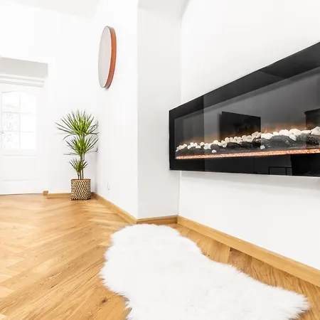Apartment Krakowskie Przedmiescie 36 Parking Free