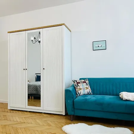 Apartment Krakowskie Przedmiescie 36 Parking Free