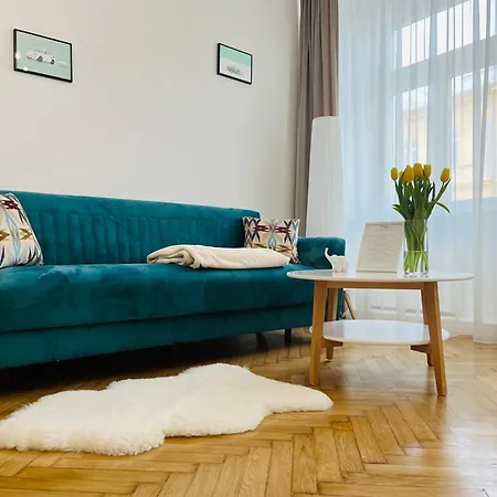 Apartment Krakowskie Przedmiescie 36 Parking Free