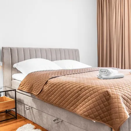 Krakowskie Przedmiescie 36 Parking Free شقة *