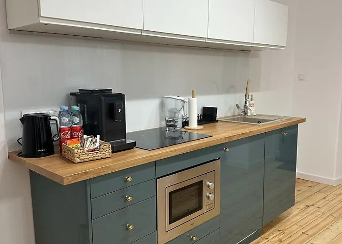 Krakowskie Przedmiescie 36 Parking Free