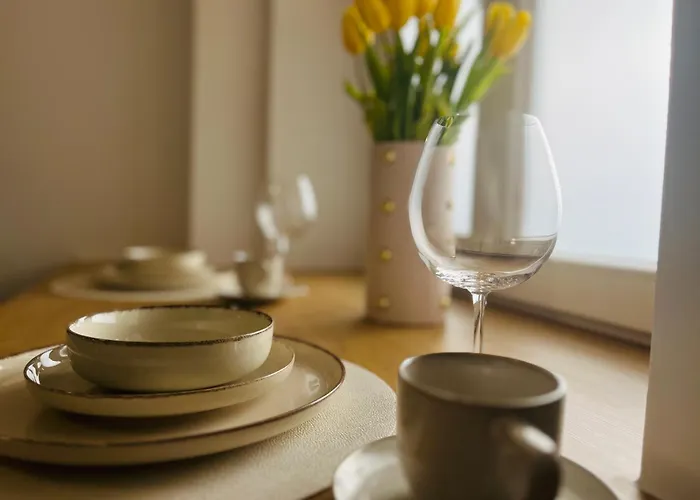 Krakowskie Przedmiescie 36 Parking Free