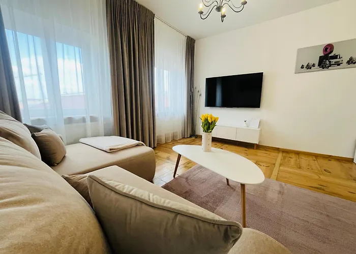 Krakowskie Przedmiescie 36 Parking Free Apartment