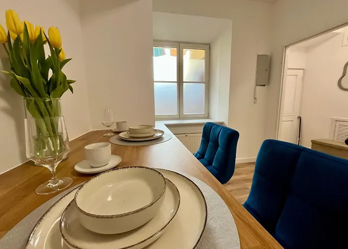 Krakowskie Przedmiescie 36 Parking Free Apartment *