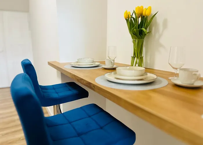 Krakowskie Przedmiescie 36 Parking Free *