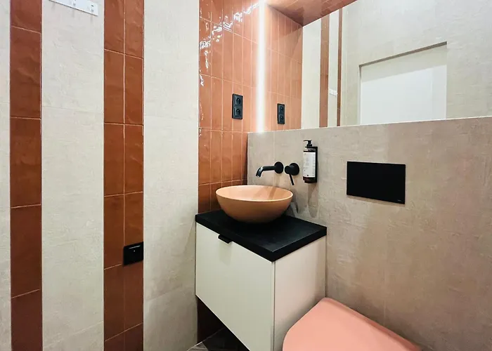 Krakowskie Przedmiescie 36 Parking Free *