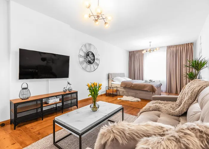 Krakowskie Przedmiescie 36 Parking Free * Lublin